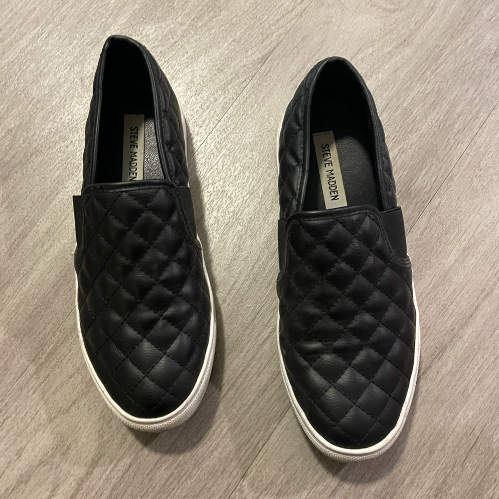 Quilted slide on sneakers